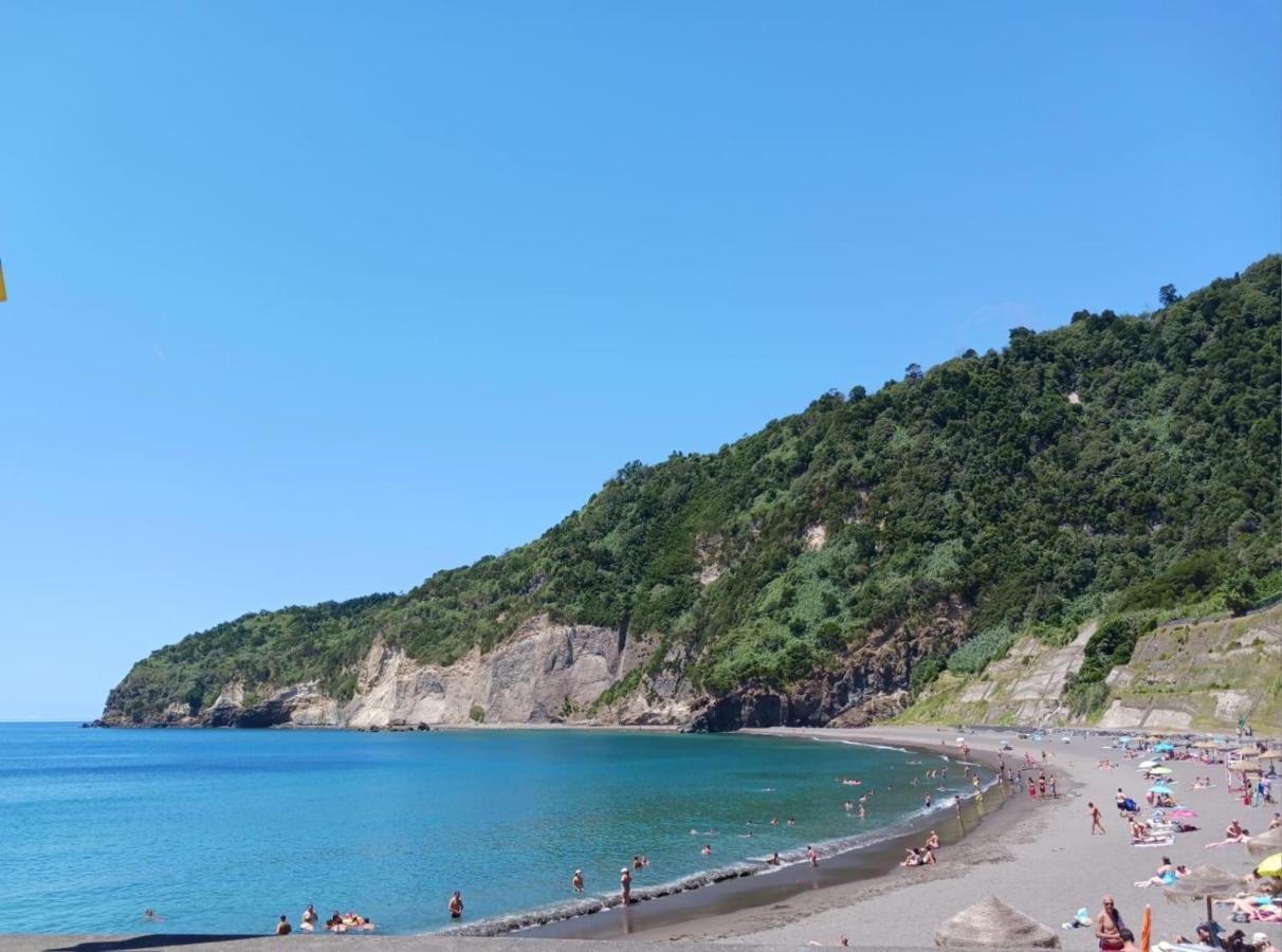 A Vista Dos Verdes Фурнаш Стая снимка